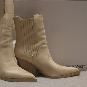 Never worn boot